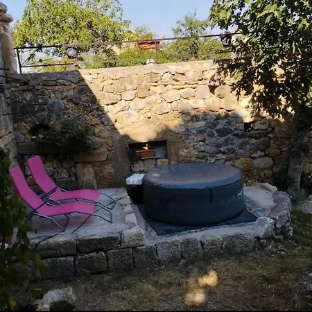 Mala Kucica Apartment